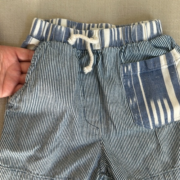 Nico Nico Andy cotton short with Ikat & railroad stripe pattern - Picture 3 of 9